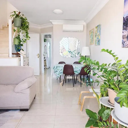Appartamento Cosy Away From *