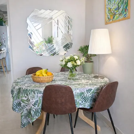 Cosy Away From Lägenhet Chayofa